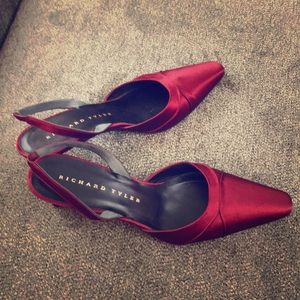 Richard Tyler burgundy slingbacks
